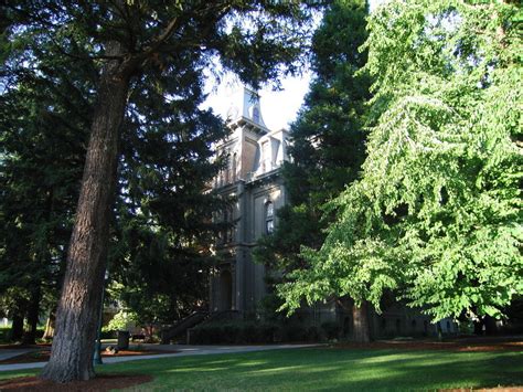 Eugene, OR : Deady Hall, University of Oregon photo, picture, image ...