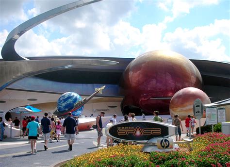 5 Out of this World Experiences At Walt Disney World | Celebrations Press