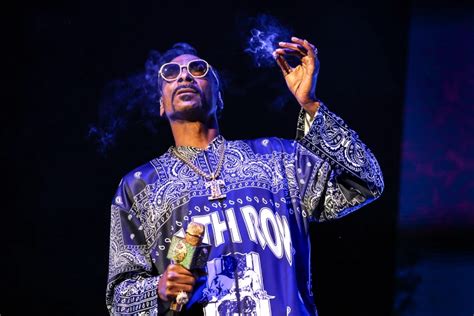 Snoop Dogg Announces Decision to Quit Smoking - Screen Beasts