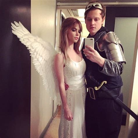 Romeo and Juliet (baz luhrmann style) | Pretty halloween costumes, Cool ...