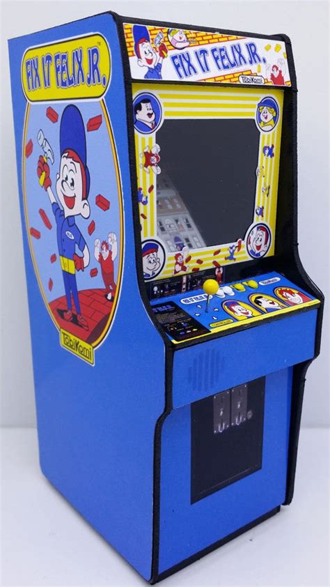 Mini Fix it Felix Jr (from Wreck it Wralph) arcade machine model 1/12th ...