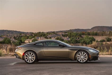 First Drive: 2018 Aston Martin DB11 V8 – WHEELS.ca