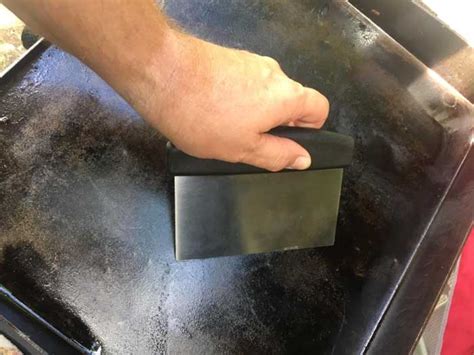 How to Clean a Blackstone Griddle (The Easy Way)