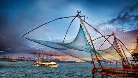 Best Places to Visit in Kochi - A list of famous places in Kochi