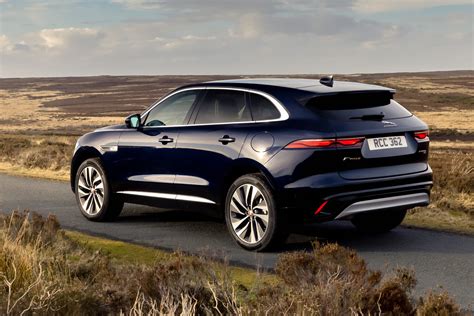 Jaguar F-Pace 2023 ganha versão híbrida plug-in, mas preço é de ...