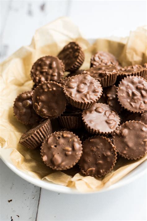 3-Ingredient Chocolate Hazelnut Candy Recipe - Cooking and Beer ...