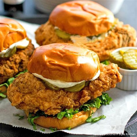 Crispy Chicken Sandwich - melissassouthernstylekitchen.com