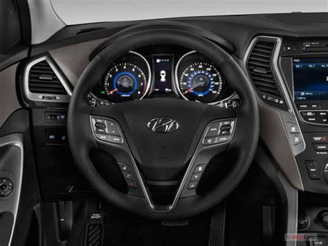 2013 Hyundai Santa Fe: 103 Interior Photos | U.S. News