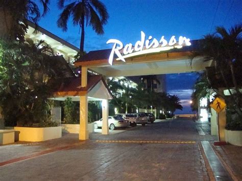 Book Radisson Fort George Hotel and Marina, Belize City, Belize ...