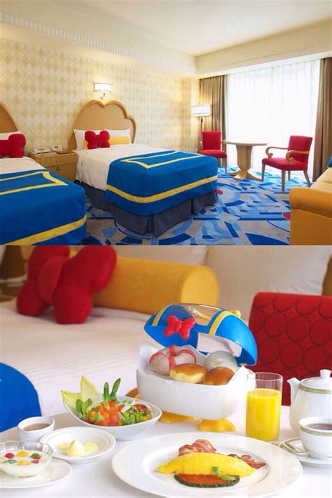 Donald Duck themed room at the Ambassador Hotel at Tokyo Disneyland ...