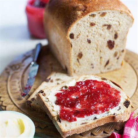 Cinnamon and raisin fruit loaf - delicious. magazine