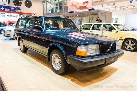 Volvo 240 Estate - 1974-1993 | In 1974, the archetypal Volvo… | Flickr