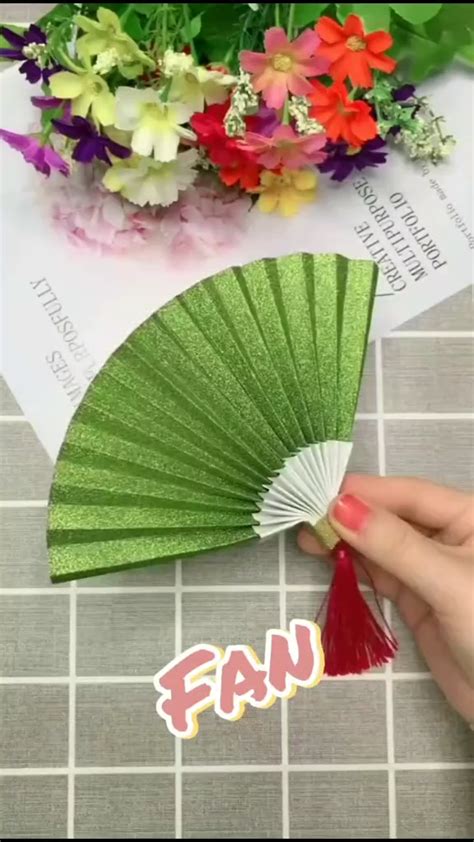 Diy paper fan amazing paper craft ideas – Artofit