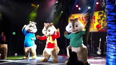 Alvin and the Chipmunks: Chipwrecked Live Concert Event - YouTube