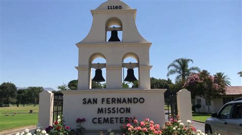 FAMOUS GRAVE TOUR: William Frawley's "Fred Mertz" At The San Fernando ...