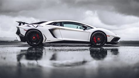 Lamborghini Aventador SV HD Wallpaper