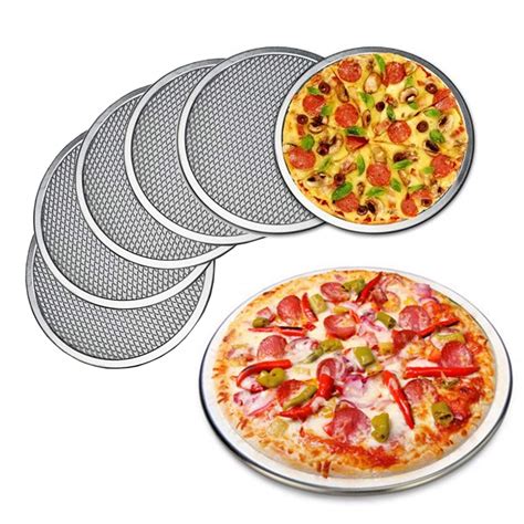 8 Inch Pizza Pan - The Kitchened