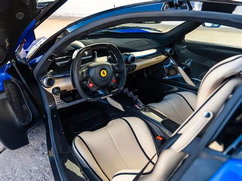 Apartamento Seis Reverberação ferrari laferrari interior Nome ...