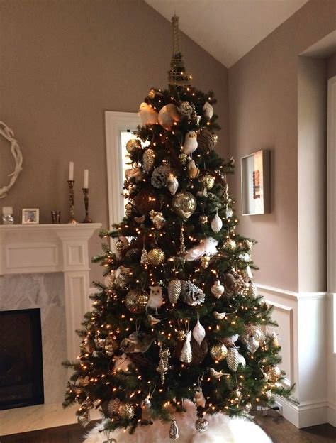 A Pottery Barn Christmas Tree With All the Trimmings