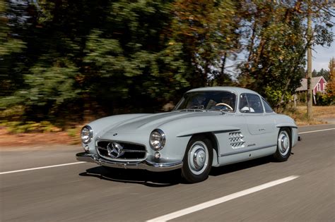 Questa Mercedes-Benz 300 SL Ali di Gabbiano è stata venduta per 1,15 ...