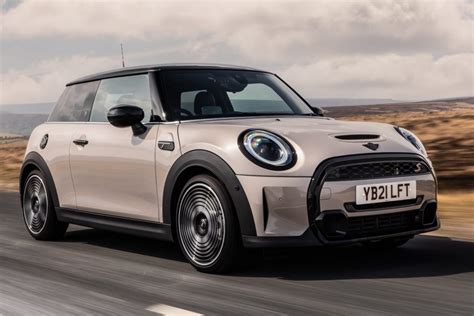 MINI Cooper S 3-Door Hatch review – Automotive Blog