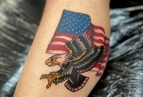 Share 70+ american flag traditional tattoos best - in.cdgdbentre