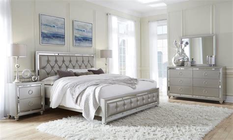 Grey And Silver Bedroom / Blush pink and grey bedroom inspo | grey ...