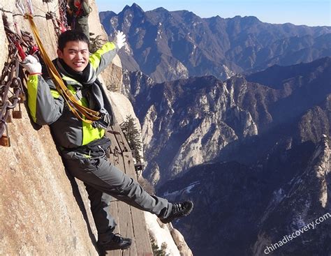 Mount Huashan, Try the World Most Dangerous Hiking Trail at Huashan, China