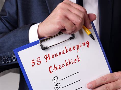 Financial Concept about 5S Housekeeping Checklist with Inscription on ...