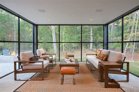 16 Irresistible Modern Sunroom Designs That Will Secure Its Place In ...