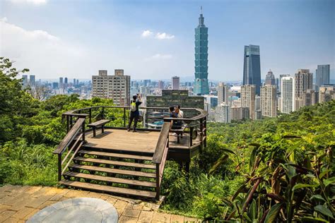 Nangang Mountain System: Xiangshan (Mt. Elephant) Hiking Trail | Taipei ...