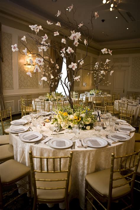 The Tree Centerpiece Design......