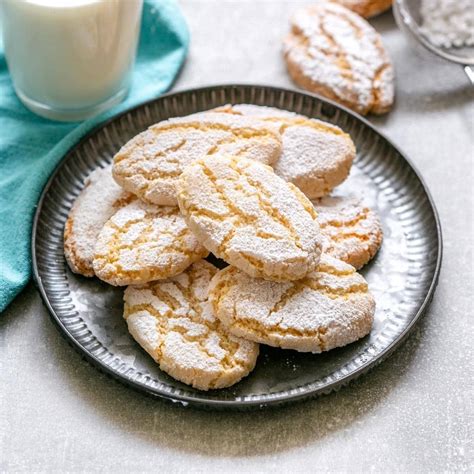 Ricciarelli - Almond Cookies - The Petite Cook dinner™ - inside.wales