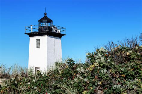 Wood End Lighthouse Photograph by John Greim - Fine Art America