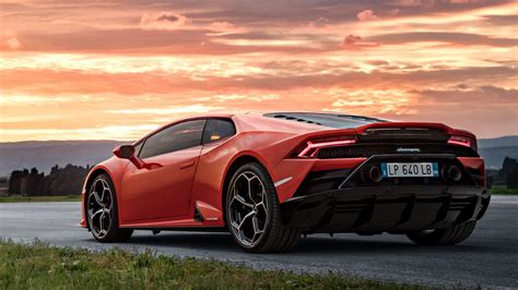 Super Car: Lamborghini Huracan Performante On Road Price In India