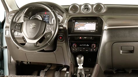 Suzuki Vitara (2020) | Impresiones del interior - km77.com