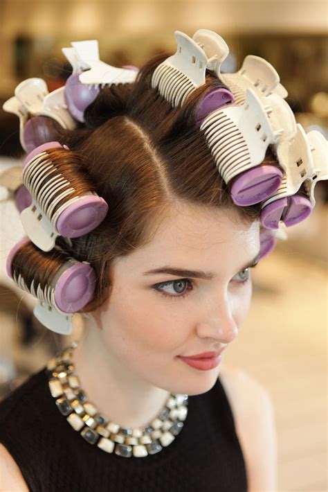 3 DIY Hot-Roller 'Dos That Aren't Dated | Hair rollers, Hot roller ...