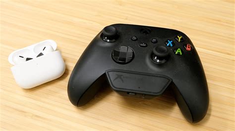 How to connect Bluetooth headphones to Xbox One, Series S, or Series X ...