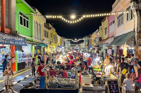 Sunday Night Market in Phuket: Fun Guide to the Walking Street