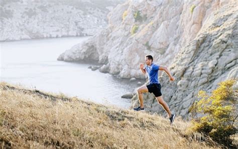 How To Perform Hill Sprints: Every Runner's Secret Weapon | Marathon ...