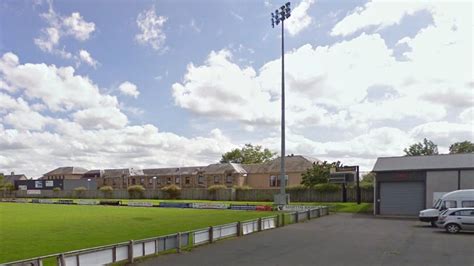 Teenagers charged over Kelso rugby club attack - BBC News