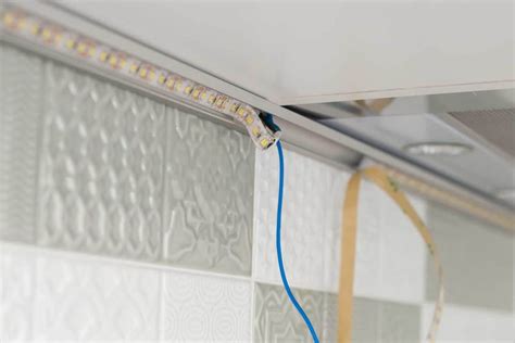 How To Install LED Strip Lights On Ceiling? - uooz.com