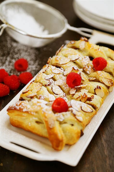 Easy Chocolate-Almond Puff Pastry Braid – The Comfort of Cooking