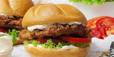 Arby’s Chicken Sandwich {Easy Recipe}