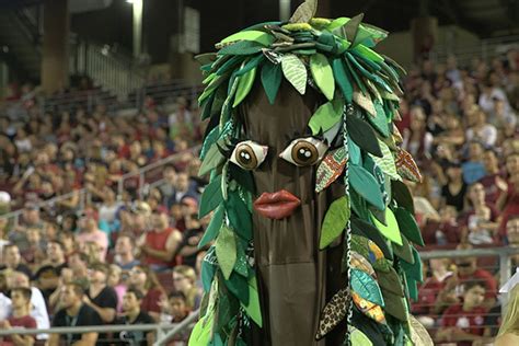 Stanford Band debuts new weeping willow Tree design