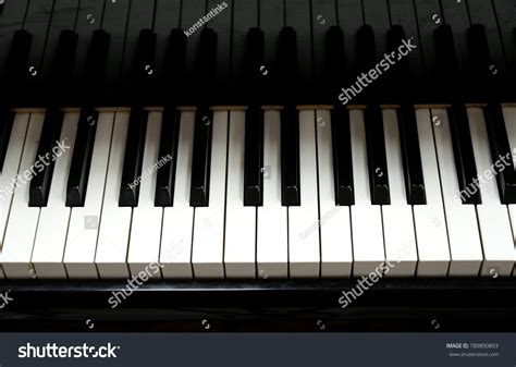 Close Black White Piano Keyboard Stock Photo 789890893 | Shutterstock