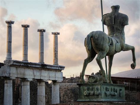 Pompeii & Mt Vesuvius Tour - Through Eternity Tours