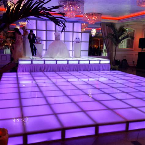 Light up dance floor | Led dance, Dance floor rental, Dance floor