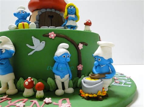 Smurfs Cake - CakeCentral.com