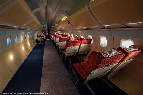 Amazing pictures inside the first Concorde to land in the US in 2020 ...